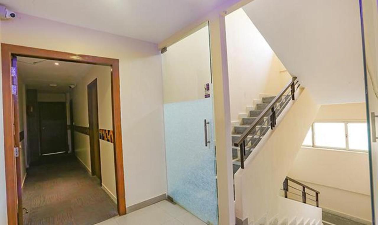 Fabhotel Royal International - Nr Mumbai International Airport Bagian luar foto
