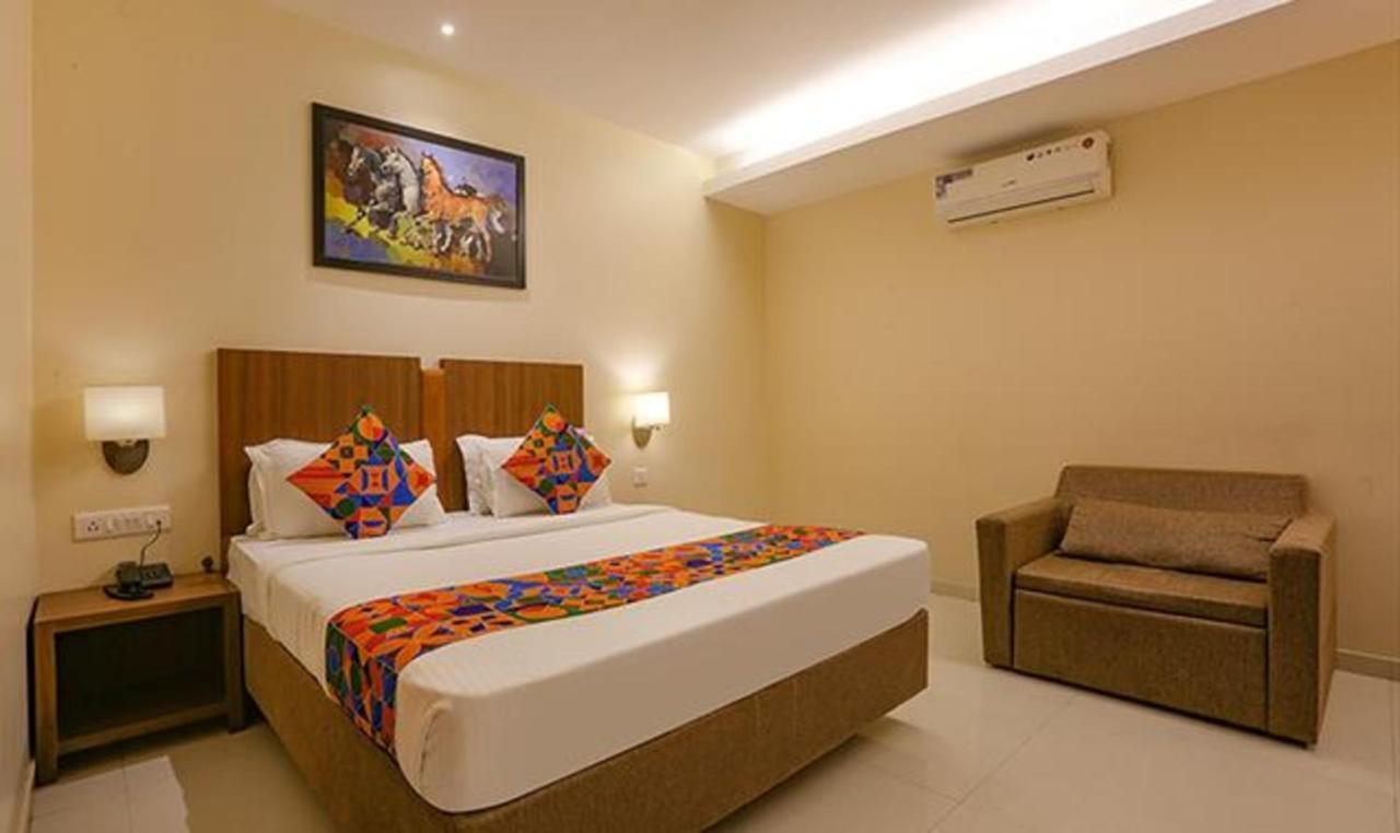 Fabhotel Royal International - Nr Mumbai International Airport Bagian luar foto