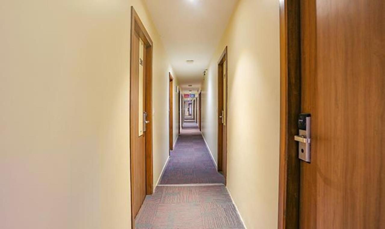 Fabhotel Royal International - Nr Mumbai International Airport Bagian luar foto