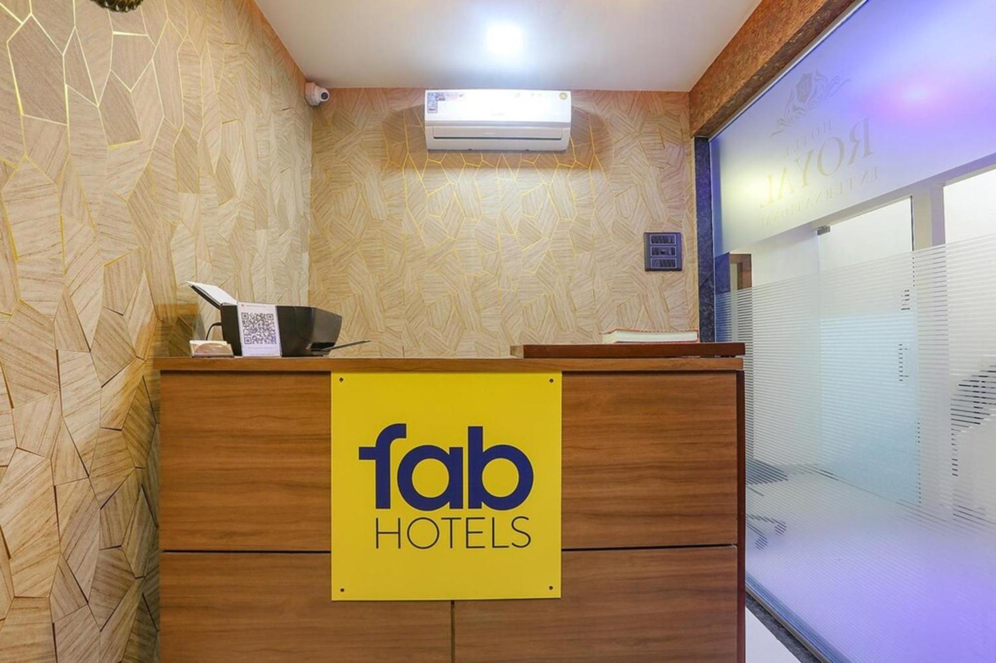 Fabhotel Royal International - Nr Mumbai International Airport Bagian luar foto